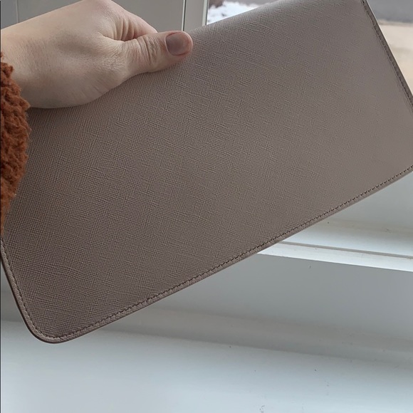 Tory Burch Clutch - Picture 4 of 6